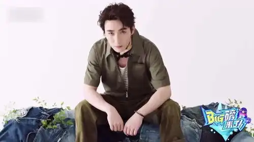 郑恺胜负欲其实没那么强,朱一龙新造型阳光十足,黄明昊转折回复
