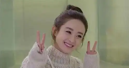 赵丽颖才是审美风向标,她画什么眉形就流行什么眉型
