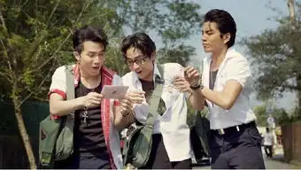 我的少女时代那些校园的爱情,都留在校园了吗
