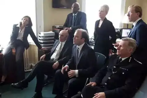 神剧黑镜跌破6.6分黑镜不黑,粉丝要黑了
