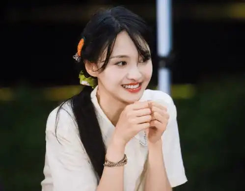 奇妙小森林晒嘉宾剧照,谢可寅许佳琪可爱,郑爽美成贝微微

