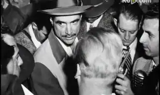 全世界最败家爷们,泡167位好莱坞女星,买下电视台给自己放电影,一本正经地胡来却被美国视为英雄丨积极人生搜狐财经搜狐网
