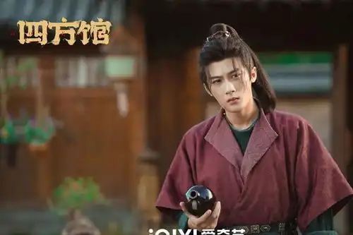 四方馆热度飙升,古装首秀的她实在太美,成最特别的95花