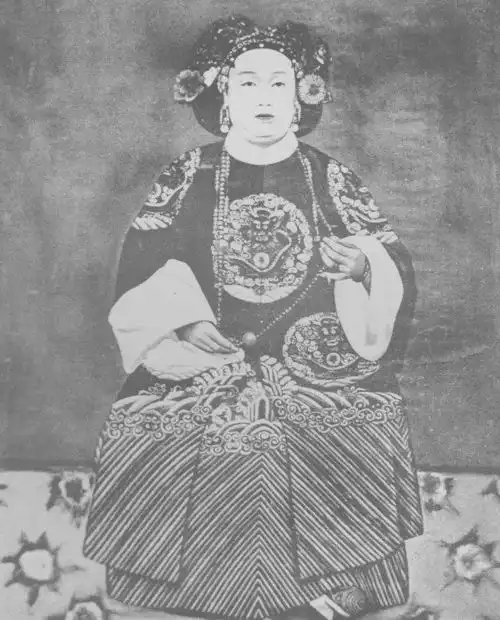 西泠网拍艺是十二月月拍梅兰芳舞台生活的四十年