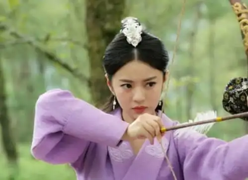 独孤般若九张剧照,前几张都美艳万分,看到最后一张真是萌翻众人