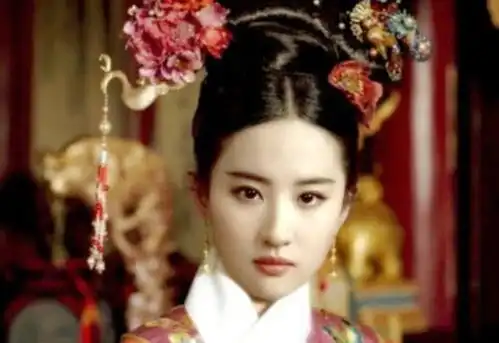 此皇子出身仅次于胤礽,又坚决反对雍正,为何受打压反而最轻
