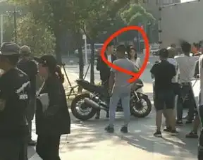 你和我的倾城时光又一波剧照来袭,赵丽颖发型又成了焦点
