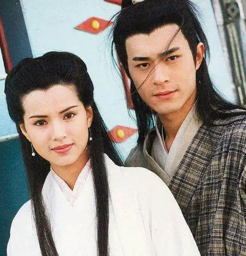 小龙女中刘亦菲最有仙气,范文芳演技平淡,而她无可挑剔
