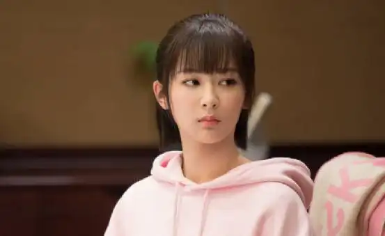 张佳宁新剧蹭开端热度定档,剧照撞脸杨紫,也是时空循环题材