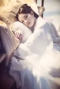 新白娘子鞠婧祎,四千年美女与一千年蛇精的较量开始了
