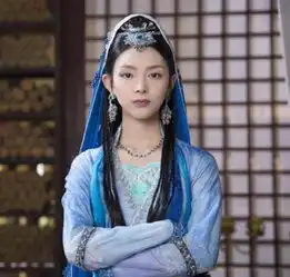 双世宠妃2最新剧照里赵丽颖同款造型抢镜,刘诗诗也装扮过
