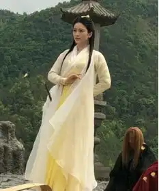 论倚天屠龙记中黄衫女子到底哪家最美最有范