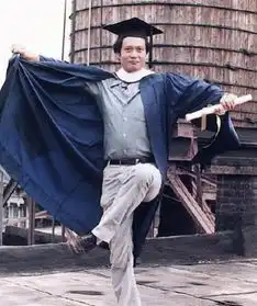 网友曝光李安2011年剧照,看到他身前的东西,网友膜拜大佬
