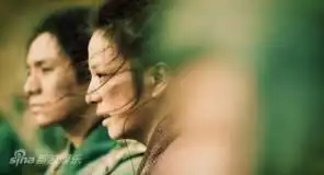 花木兰再曝剧照赵薇陈坤两人苦恋
