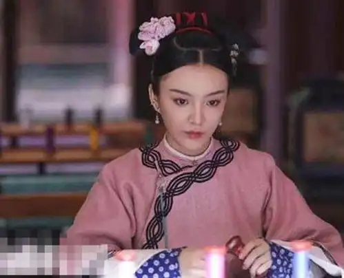延禧攻略这个宫女被逐出宫就是活该,谁让她做了见不得人的事

