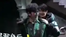 重启2105花絮当小三爷变身社畜
