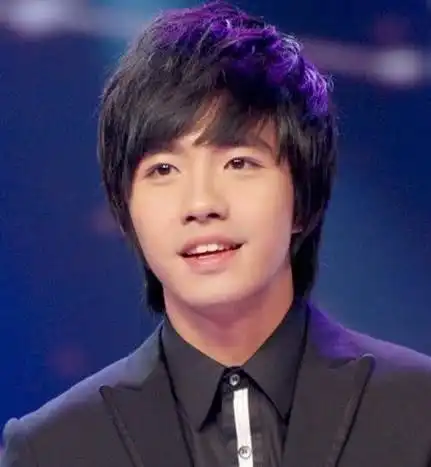 大明风华上线,张艺兴的剧照是认真的吗俞灏明却让人心动