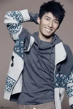 窦骁万圣节化身小丑向希斯莱杰致敬