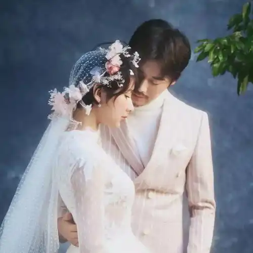 翻天覆地大改造普通上班族拍婚纱照秒变谍战剧大女主,这种机会给我来一打
