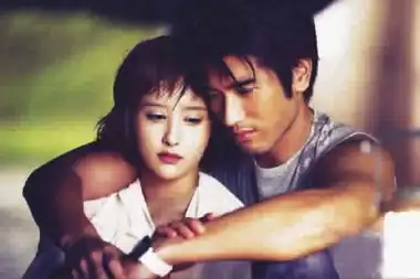 时尚大戏散发乡土气息
