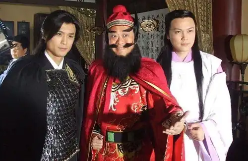 四个版本的钟馗杨旭文呆萌,谢霆锋帅气,他才是最经典钟馗