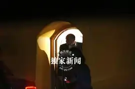 钢铁侠3小罗伯特唐尼北京寻美食遭粉丝围攻合影
