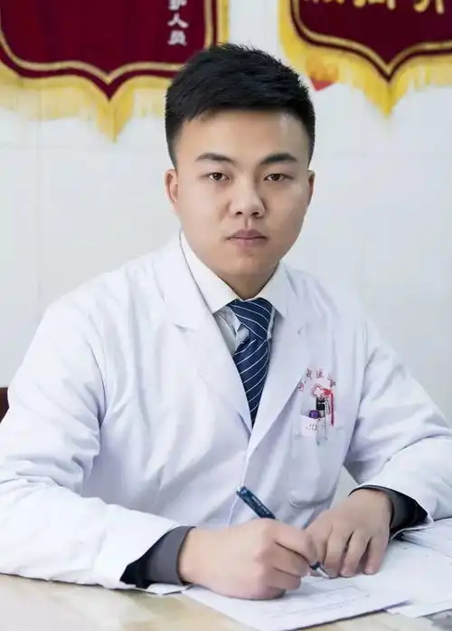 急诊科医生剧照本职