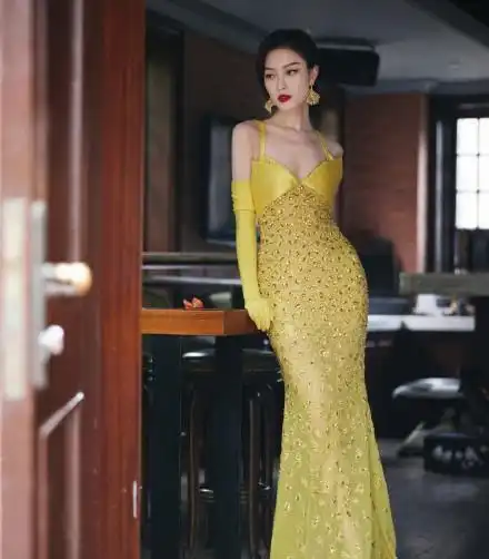 看完微博之夜,我突然明白网红当不了明星的原因了
