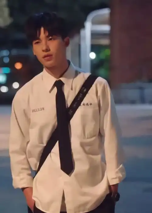 从高分神作想见你学盐系男穿搭