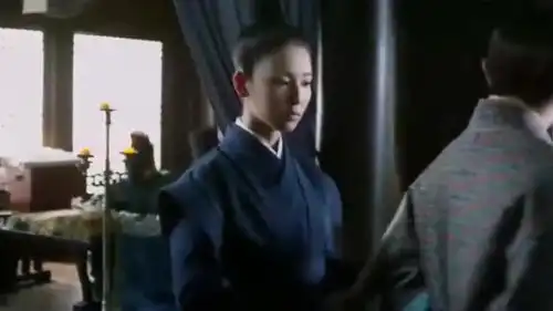 美女女扮男装混入宫中,却被皇子识破秘密,表面淡定,其实心里慌得一批