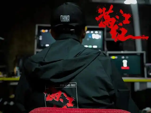 易烊千玺最新剧照曝光,击破张艺谋满江红换角传闻,粉丝力挺