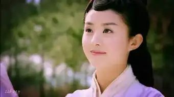 都是眼窝凹陷,为什么袁泉好看,赵丽颖郑爽却显老十岁