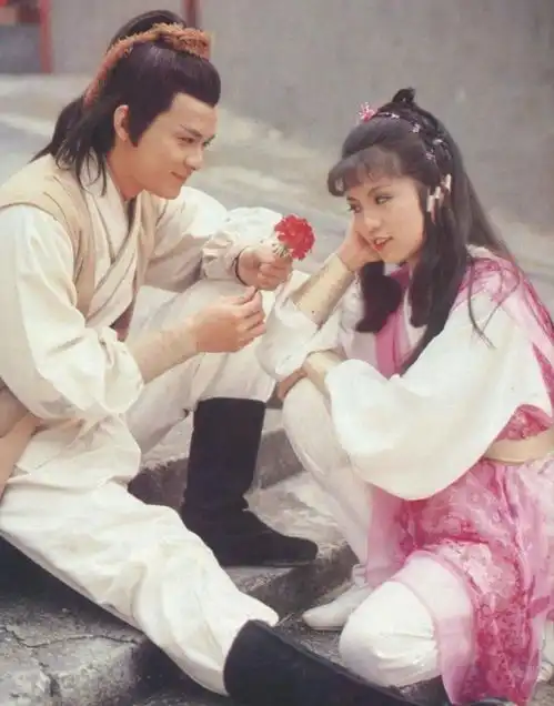 83版射雕黄蓉落选者,为子女多年不婚,她是娱乐圈最美妈妈
