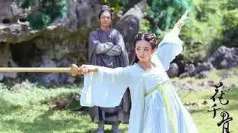 这年头,颜值高的都演古装了赵丽颖帅气郑爽柔美,竟比不过她
