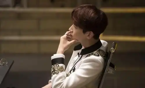 明星大侦探撒老师毫无作案痕迹,鬼鬼做侦探是合格的
