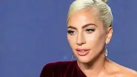 ladygagaending曲目shallowfrom一个明星的诞生