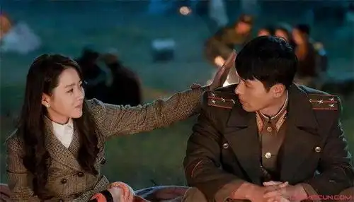 崔智友爱的迫降哪一集出现揭露崔智友在该剧中角色结局
