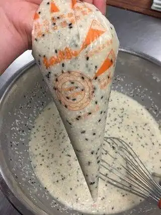 芝麻薄饼的做法芝麻薄饼怎么做南京欧米奇西点学校的菜谱
