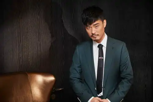 陈赫重回爱情公寓拍摄地怀念青春网友从曾小贤到池铁城
