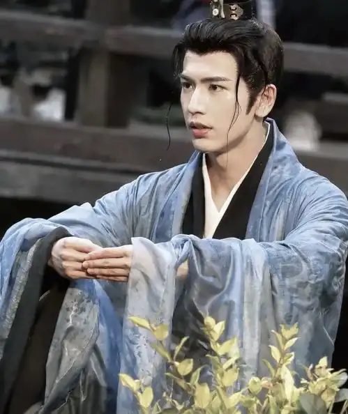 赵今麦张凌赫度华年定档,故事精彩制作精良,古装又有好剧