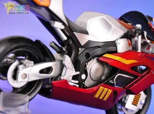 shf假面骑士系列甲斗王强化机车
