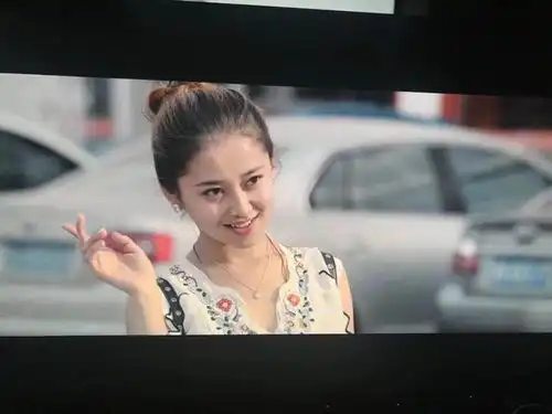 新疆青年演员凯迪丽娅新剧哈雷大英雄爆出最新剧照
