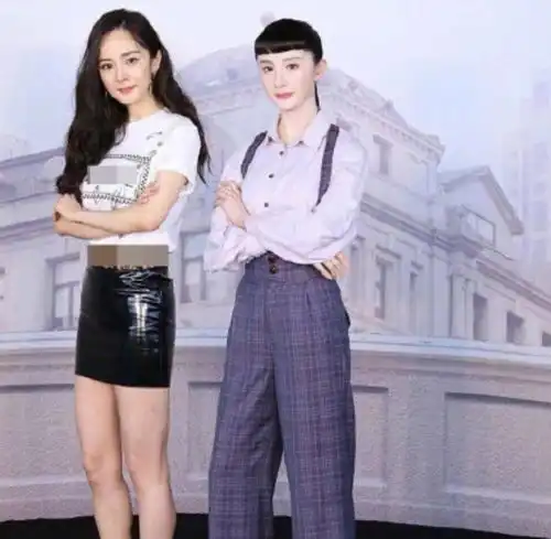 被质疑是假臀部杨幂新造型大胆亮出曲线,有没有撒谎一目了然