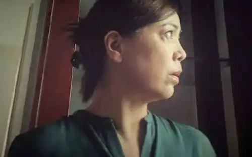 孤注一掷票房炸到20亿,这个配角被57岁女四号给演活了
