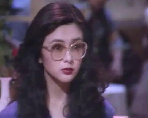 关之琳最美的时候是刚出道那会儿
