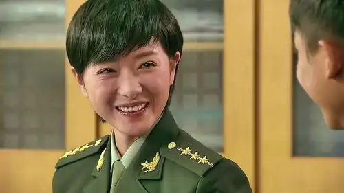 我家有喜林英雄喝着白教官准备的鲫鱼汤,心里别提多美了爱情1
