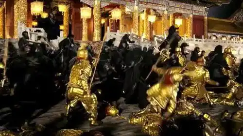 满城尽带黄金甲三皇子篡位失败,被皇帝拿金腰带狂抽,生不如死
