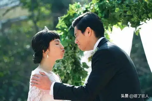 通天阁夫妇出轨门事件后首次公开亮相东出昌大向公众致歉
