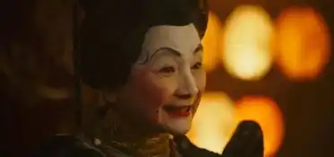 在花木兰里演媒婆的郑佩佩,早就活成了花木兰本兰
