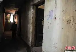 93岁抗战老兵蜗居公厕旁30年想去趟台湾